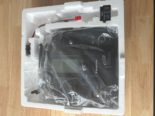 FUTABA T4GRS 2,4GHZ FERNSTEUERUNG T-FHSS MIT R304SB