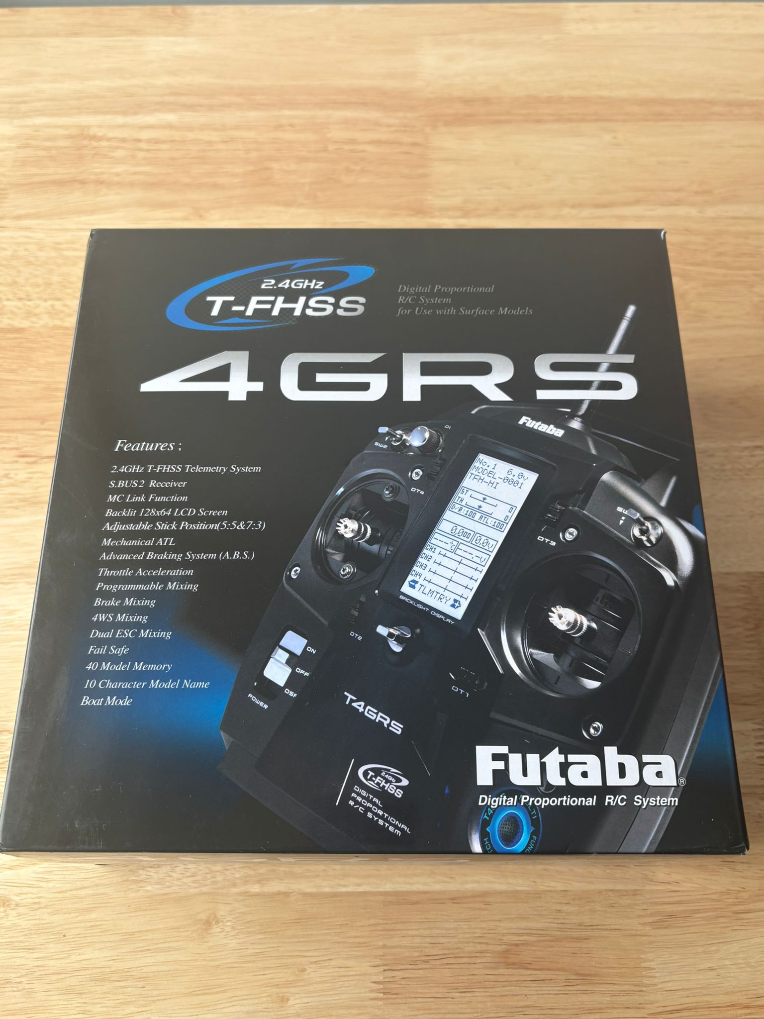 FUTABA T4GRS 2,4GHZ FERNSTEUERUNG T-FHSS MIT R304SB